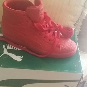 Puma mid top red leather new 9
